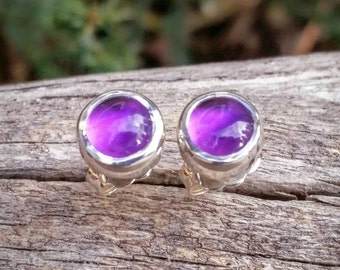 Pendientes Purple Amethyst Gemstone Stud - Pendientes de piedra de nacimiento de febrero - Purple Gemstone Studs Or Post Earrings