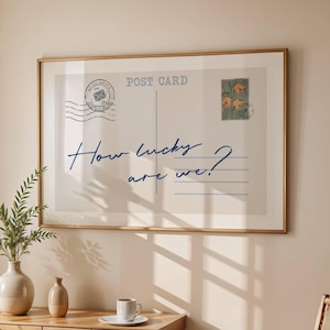 Quanto siamo fortunati, stampa da parete con cartolina vintage, poster disegnato a mano blu navy alla moda, decorazione da dormitorio universitario femminile, estetica retrò orizzontale