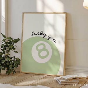 Trendy Lucky You 8-ball muurkunst, minimale tekeningprint, retro handgetekende poster, schattig appartementdecor, meisjesslaapzaal, saliegroen