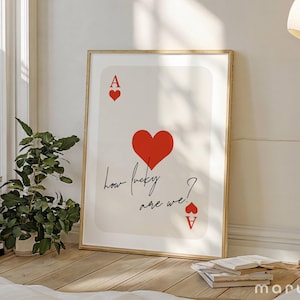 Quanto siamo fortunati? Stampa murale, stampa trendy con asso di cuori, poster retrò con carte da gioco, arredamento per appartamento, dormitorio universitario femminile, rosso beige estetico