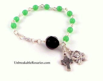 Miraculous Medal Rose and Irish Celtic Cross Bracelet Jade Green Czech Glass Beads w Onyx