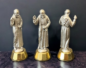 Saint Padre Pio of Pietrelcina Miniature Statue, Adhesive Car Dashboard Statue, for Shrine, Nicho Made In Italy