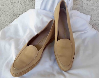 narrow slip on shoes