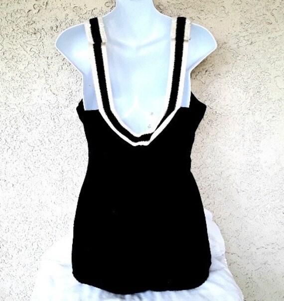 Vintage Fifties Black and White Swim Suit / Bathi… - image 6