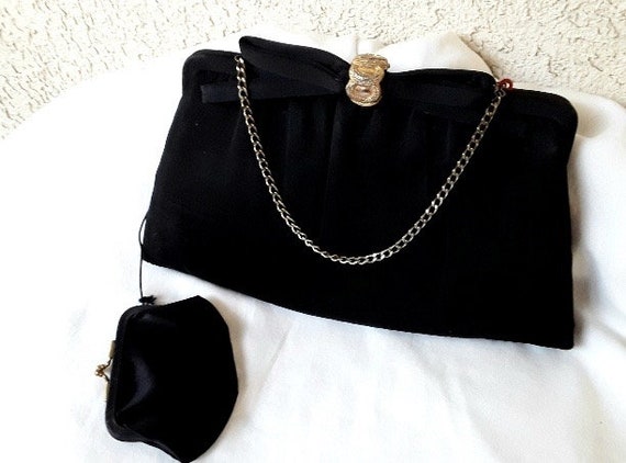 Fifties handbags shop