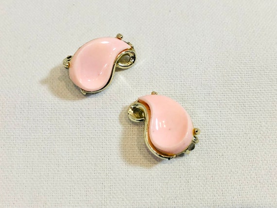 Light Pink Earrings Thermoset Jewelry Vintage 195… - image 1