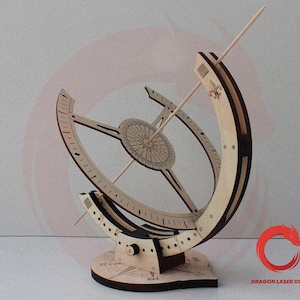 Modello 3D di orologio solare meccanico tagliato al laser SVG bundle glowforge wood File svg di orologio solare Modello di file vettoriale tagliato al laser Dxf Pdf Eps Cdr modello cnc