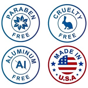 Puede incluir: Cuatro etiquetas circulares azules y rojas con texto blanco. Las etiquetas dicen "Paraben Free", "Cruelty Free", "Aluminum Free" y "Made in U.S.A.". La primera etiqueta tiene un dise&ntilde;o de flor, la segunda tiene un conejo, la tercera tiene una "Al" tachada y la cuarta tiene una peque&ntilde;a bandera estadounidense.