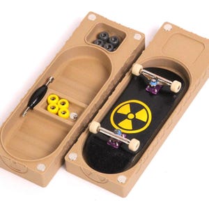 Fingerboard Carrying Case Magnetic Travel Storage