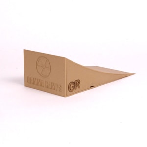 Fingerboard Kicker Ramp with Storage