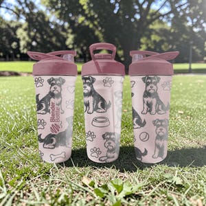 Mini Schnauzer BlenderBottle Shaker Cup – Graverad Hundförpackning – 740 ml Isolerat Rostfritt Stål – Present till Hundälskare bild 1