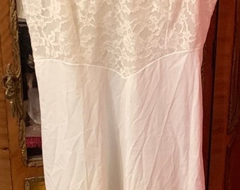 Vintage Vanity Fair White Lace Slip Dress Size 36
