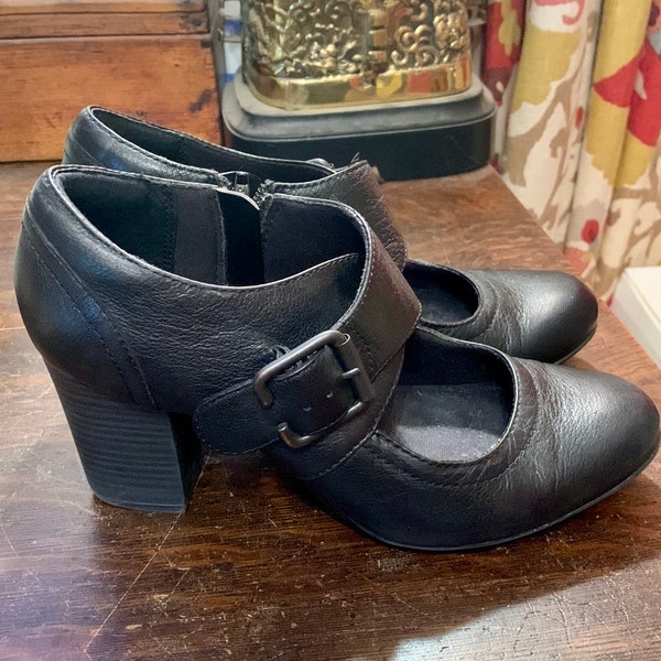 Clark's Black Leather Mary Janes w Heels Wednesday Addams Dark Academia strappy mary Jane shoes