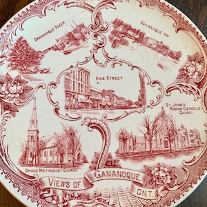 Plaque de transfert rouge antique Adams Ironstone souvenir, assiette, assiettes de Noël antiques de l'Ontario, Canada, transfert rouge et blanc, unique