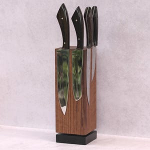 Walnut Rotating Magnetic Knife Block - 23 cm max knife length, Solid walnut wood, Knife holder, Knife board, Kitchen knives storage.