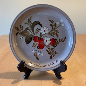 Vintage Hand-Painted German Plate – Unterpleichfeld 1984 Bavarian Folk Art Wall Decor