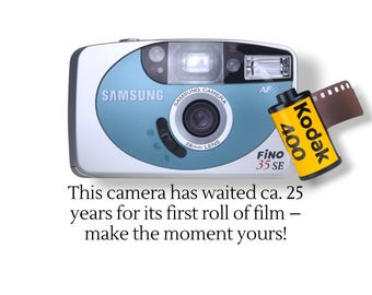 Samsung Fino 35SE - analog point and shoot, film camera with Kodak roll