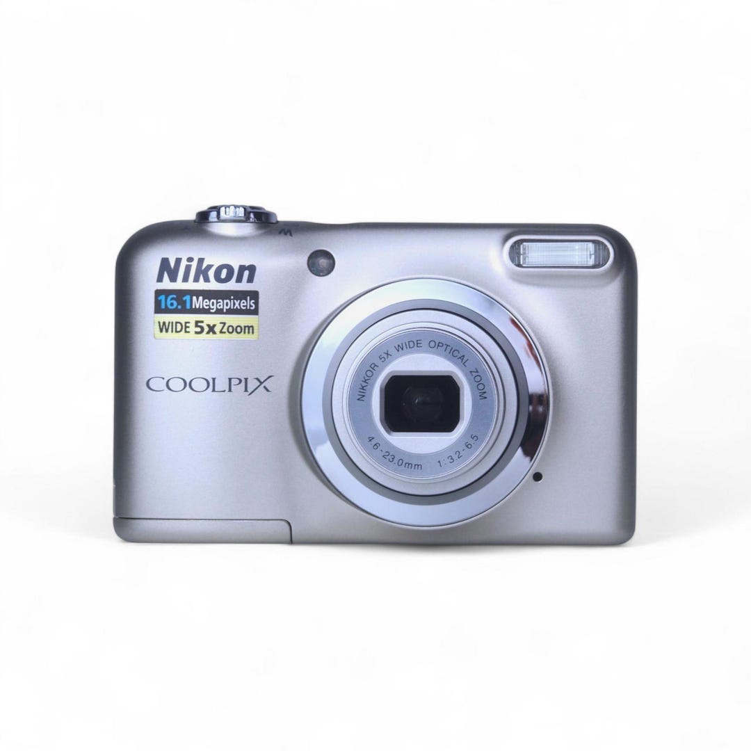 新品 未使用 ニコン COOLPIX A10 デジカメ コンデジ Y2K 中古】Nikon ニコン COOLPIX A10 シルバー コンパクトデジタルカメラ