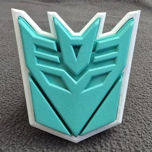 Decepticon Emblem Fan Art – Transformers G1 Inspired 3D Printed | Resin Collectible with Custom Paint -  -Turquoise Version