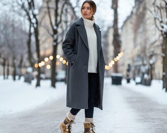 Women Shearling‑Lined Suede Snow Boots – Handmade Winter Lace‑Up, Warm Platform Sole, Black/Tan Cozy Ankle Boots