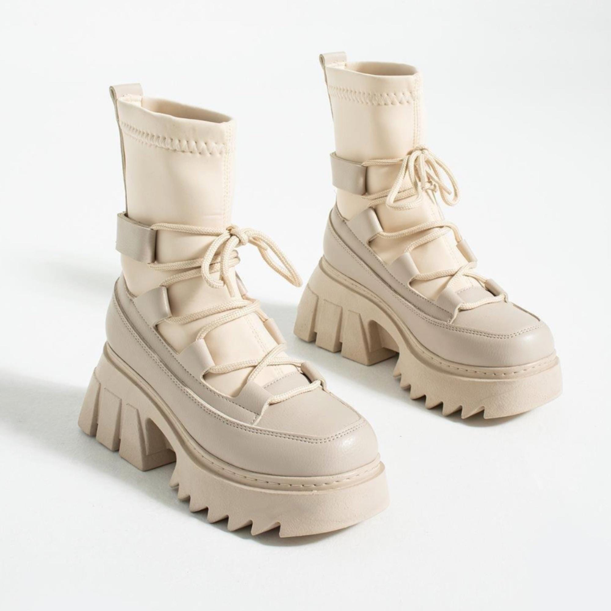 靴 JULIUS PaddedLace-UpBoots y2k archive Y2k Platform Chunky Lace up Boots - Etsy JULIUS PaddedLace-UpBoots