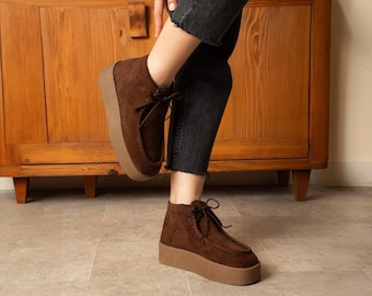 Women's Suede Platform Moccasin Boots, Chunky Lace-Up Ankle Boots, Boho Style Everyday Shoes