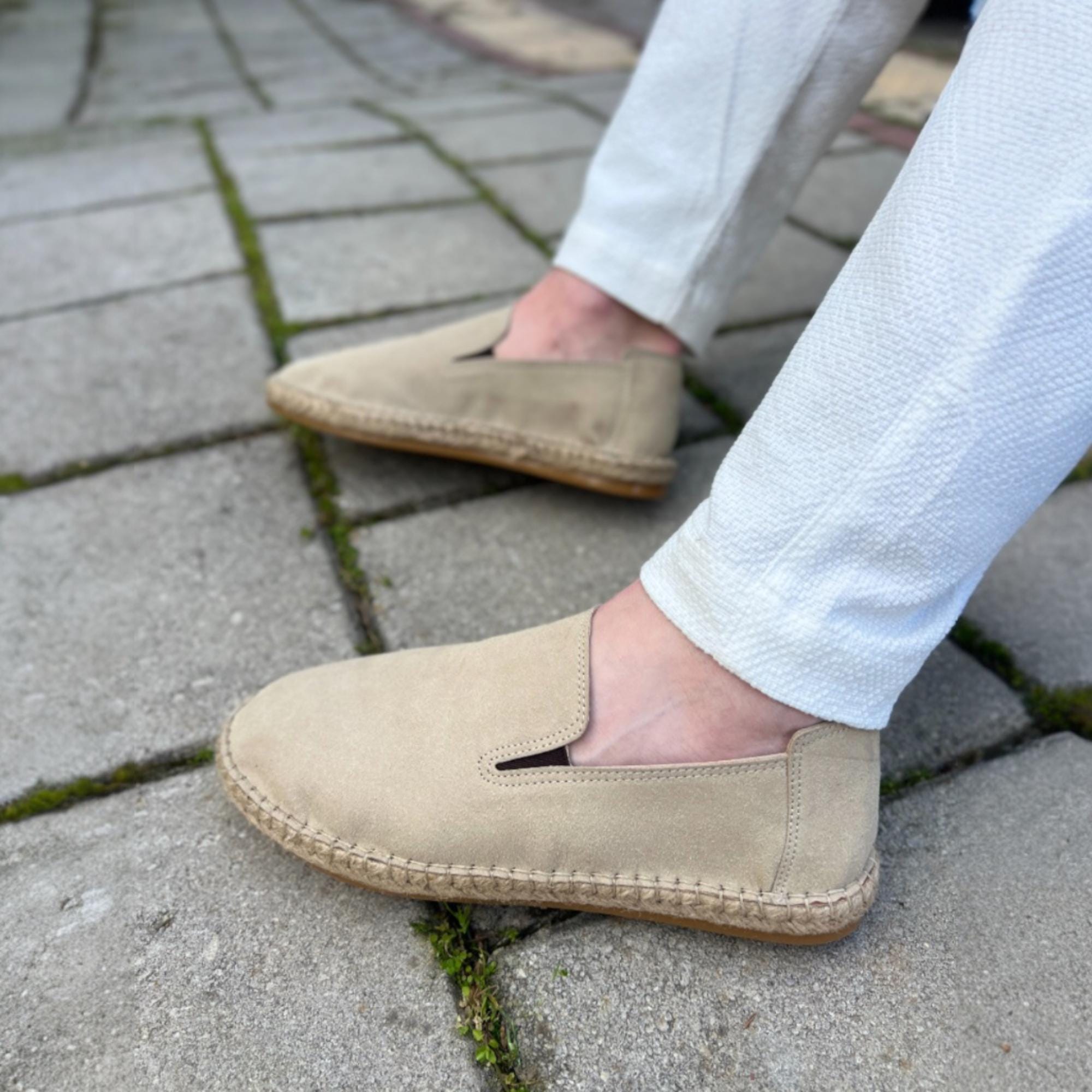 Eric Michael Mens Sz EU 43 US 12 Tan Brown Suede Slip On Loafer Espadrille Shoes Eric Michael Addison Platform Espadrille Taupe main image 2
