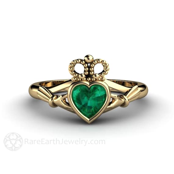 Emerald Claddagh Ring Celtic Jewelry Celtic Engagement Ring Irish