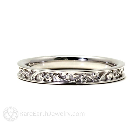Filigree wedding band best sale platinum
