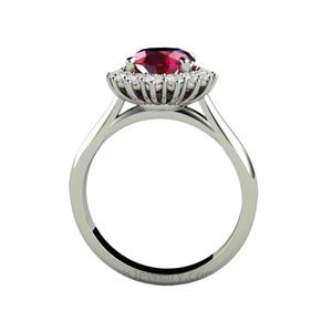Anillo de compromiso con rubí, anillo de rubí ovalado, anillo de halo de rubí con racimo de diamantes y diamantes, piedra natal de julio, piedra preciosa roja. imagen 3