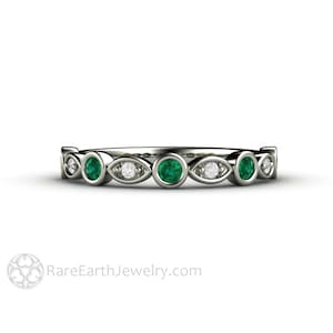 Emerald Wedding Band with Diamonds, Green Emerald Wedding Ring, Emerald Anniversary Band Mothers Ring May Birthstone Jewelry