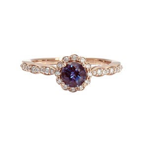 Vintage Inspired Alexandrite Engagement Ring | Scalloped Diamond Halo