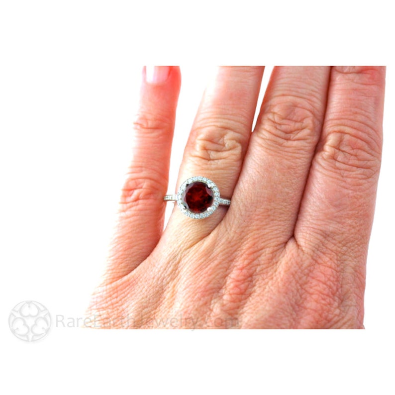 Roter Granat Ring Diamant Halo Verlobungsring Januar Birthstone Ring 14K oder 18K Gold benutzerdefinierte Braut Schmuck Bild 5