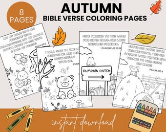 Puede incluir: Ocho páginas para colorear en blanco y negro con temas de otoño y versículos bíblicos. Las páginas presentan un caracol, una abeja, un oso, una rana, un huerto de calabazas y una paca de heno. El texto en las páginas incluye versículos de los Salmos 95:2, 100:4 y 1 Crónicas 16:34.