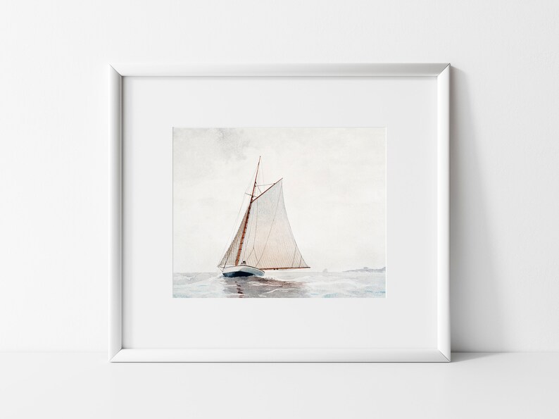 Puede incluir: Una pintura de acuarela de un velero con una vela blanca y un m&aacute;stil marr&oacute;n, navegando en un mar tranquilo con un cielo azul claro de fondo.