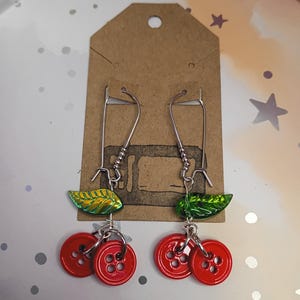Pendientes de botón de cereza