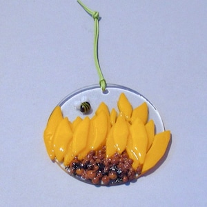 Fused Glass Sun Flower Ornament, Floral Sun Catcher, Fused Glass Garden Flowers, Garden Art, Nature Gifts, Mothers Day Gift