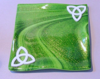 Fused Glass Green Celtic Knot Decorative Plate, Irish Candle Dish, Irish Gifts