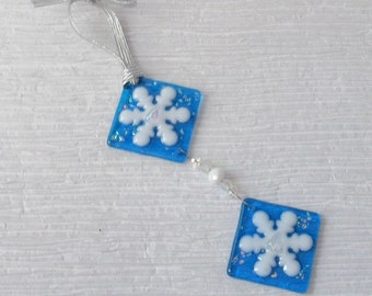 Blue Fused Glass Snowflake, Christmas Ornaments, Holiday Decor, Fused Glass Snowflake, Fused Glass Ornaments, Fused Glass Sun Catcher