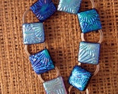 Blaue Blume Armband, geschmolzenen Glas Armband, dichroitische Armband, Schattierungen von blau