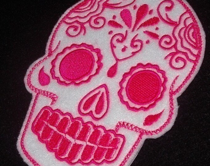 Day of the Dead,  Sugar Skull embroidery patch white with hot pink stitches