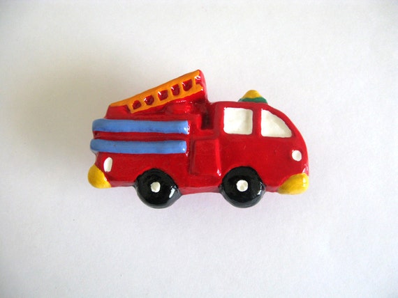 Vtg Yellow Dresser Drawer Knobs Red Choo Choo Train Children Nursery Story Book