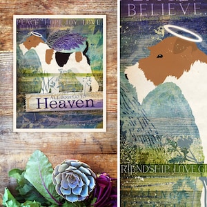 Puede incluir: Una impresión de arte digital con un fox terrier de pelo duro con alas de ángel y un halo. El fondo es un collage de texturas y colores con el texto "Peace Hope Joy Love Believe Dream" y "All Dogs Go To Heaven".