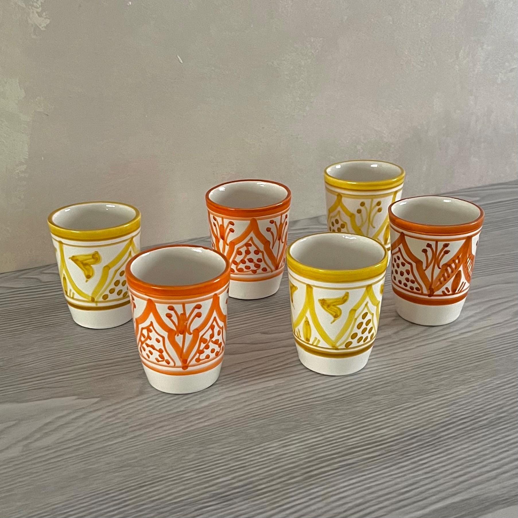 6 ceramic cups made of 100% handcrafted and that give a unique elegance to the table and gifts