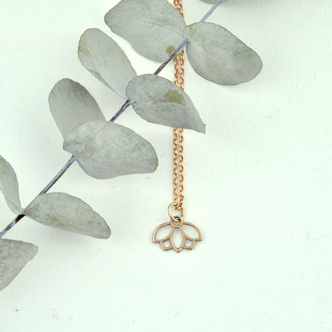 9ct Rose Gold Minimal Lotus Necklace. - Etsy