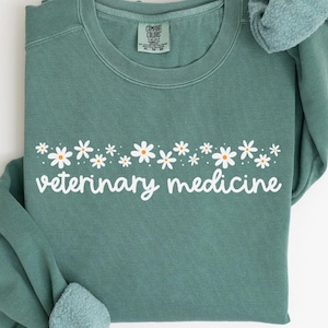 Veterinary Medicine Sweatshirt Vet Tech Crewneck Veterinarian Hoodie Veterinary Nurse Pullover Vet Student Gift Animal Doctor Apparel