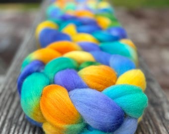 Hand Dyed Merino (23 micron) Spinning Fiber • 4oz • DANDY LEONA