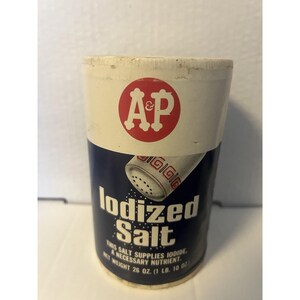 Vintage Full A&P Iodized Salt 26 Oz Container Cardboard With Paper Label