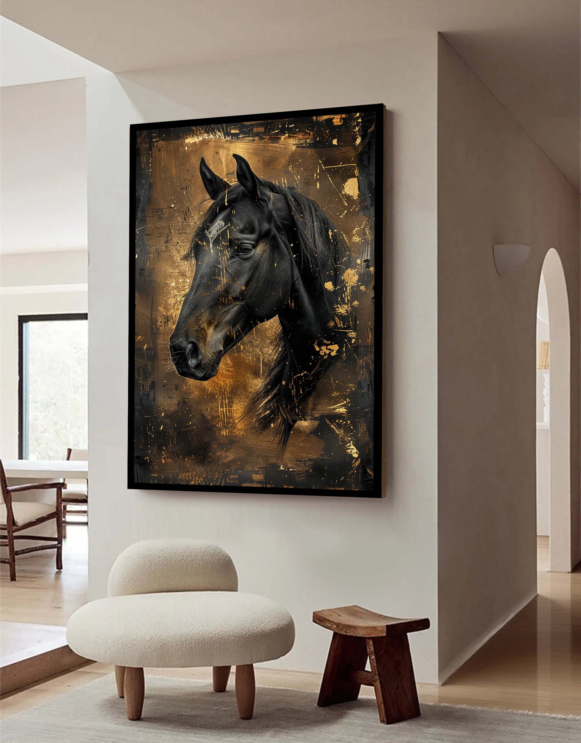 雄大な黒馬のキャンバス、黒と金の馬のアート、エレガントな馬の壁