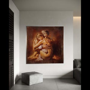 親密な抱擁キャンバスウォールアート、ロマンチックなカップルの絵画、官能的な愛のアートワーク、暖かい色調のホームデコレーション、感情的なギフトアート、ホームデコレーション